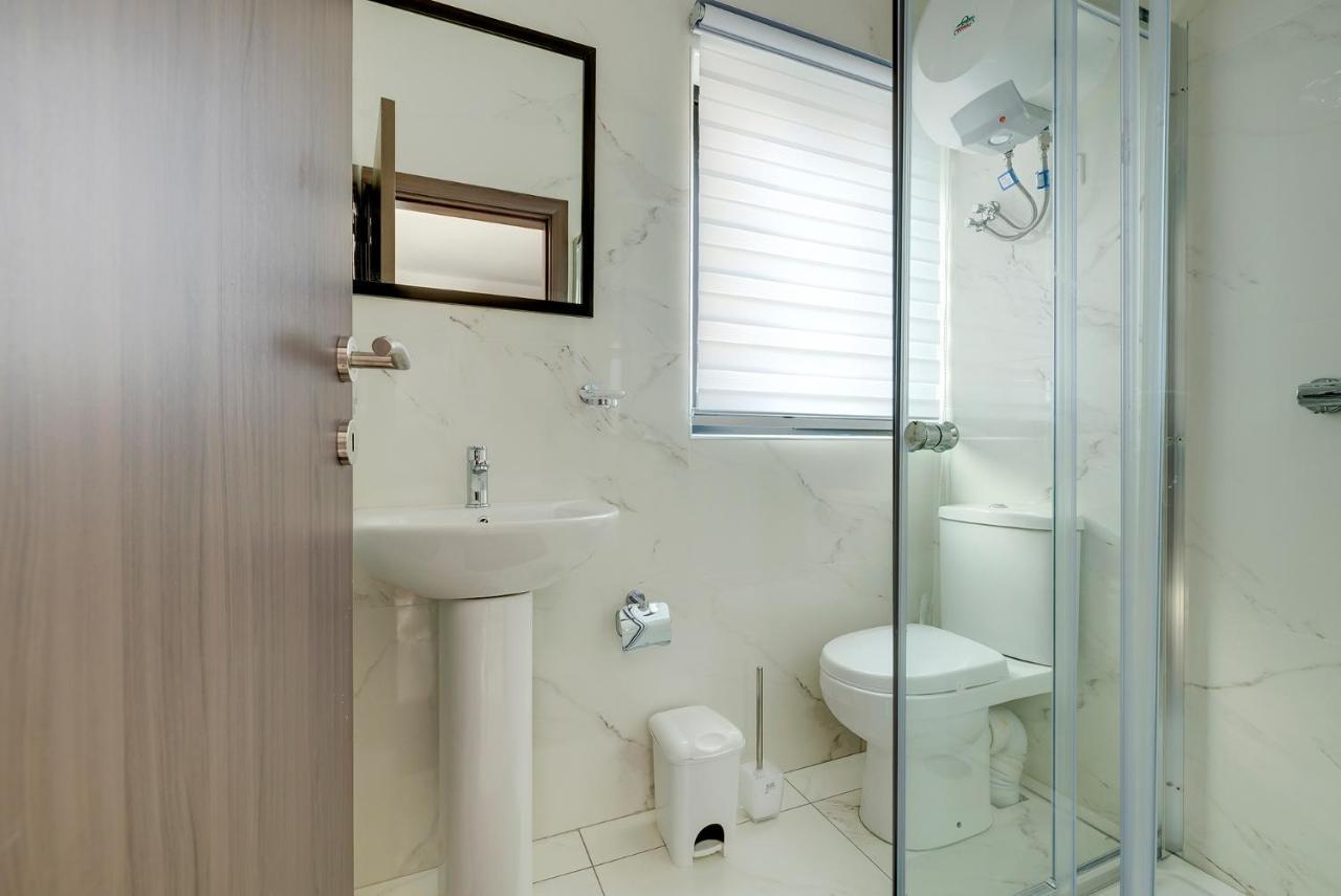 Chic 2Br Penthouse Steps From The Promenade Sliema Exterior foto